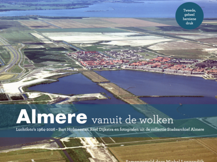 Cover van boek Almere vanuit de Wolken, 2e druk