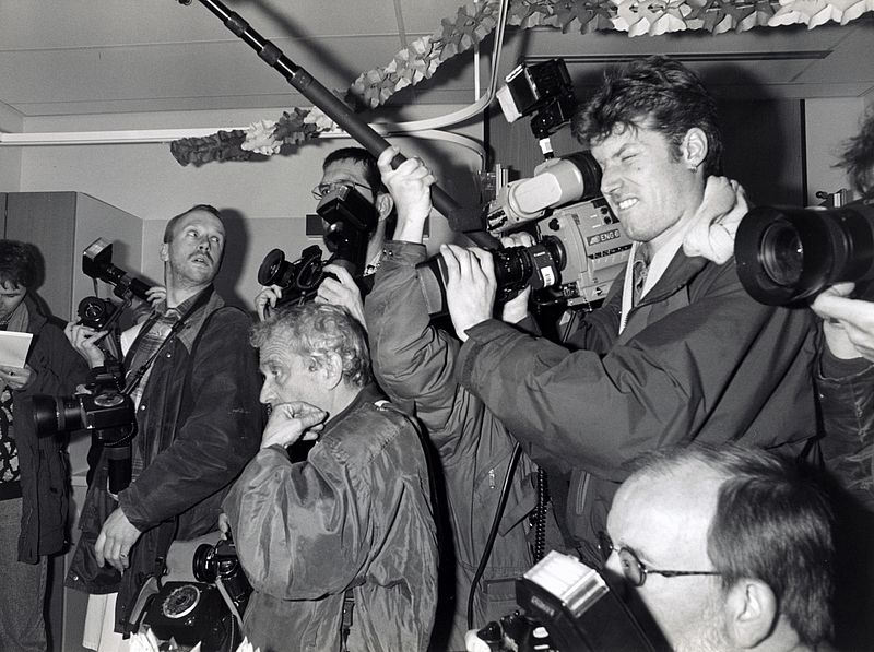 Zwart wit foto van fotografen in actie, foto Jos Jongerius 
