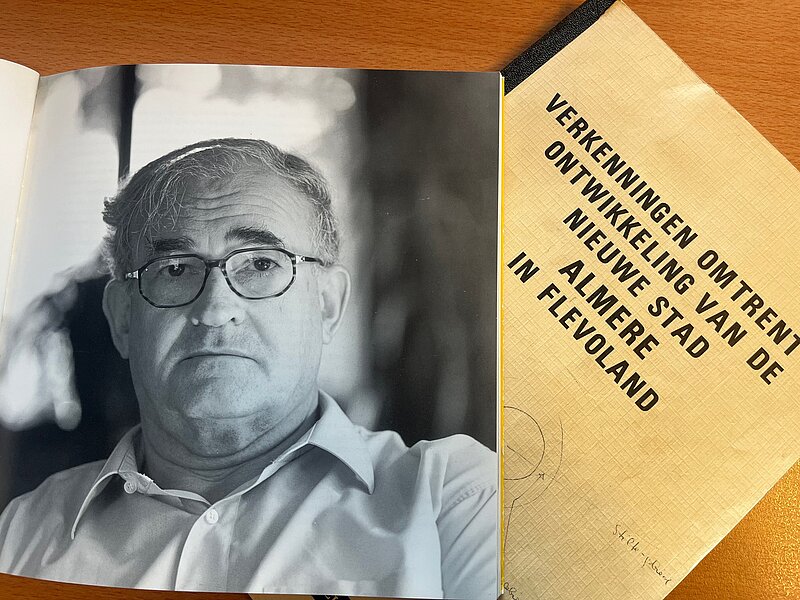 Portret Piet Davelaar en het rapport Verkenningen
