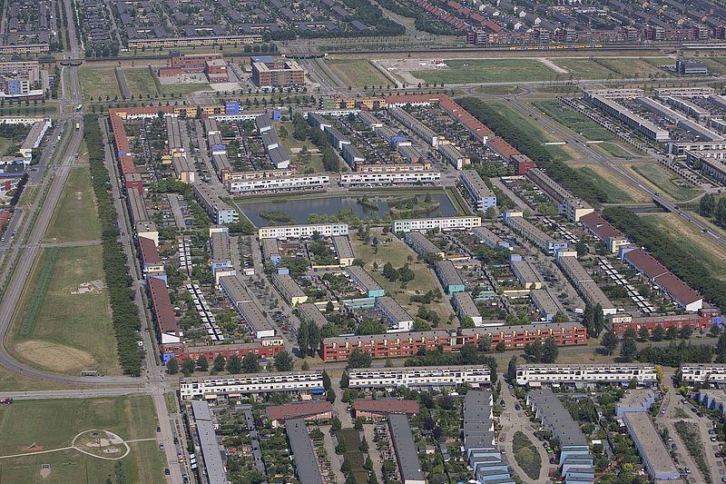 Almere Buiten met o.a. Regenboogbuurt 2008 © Rovorm